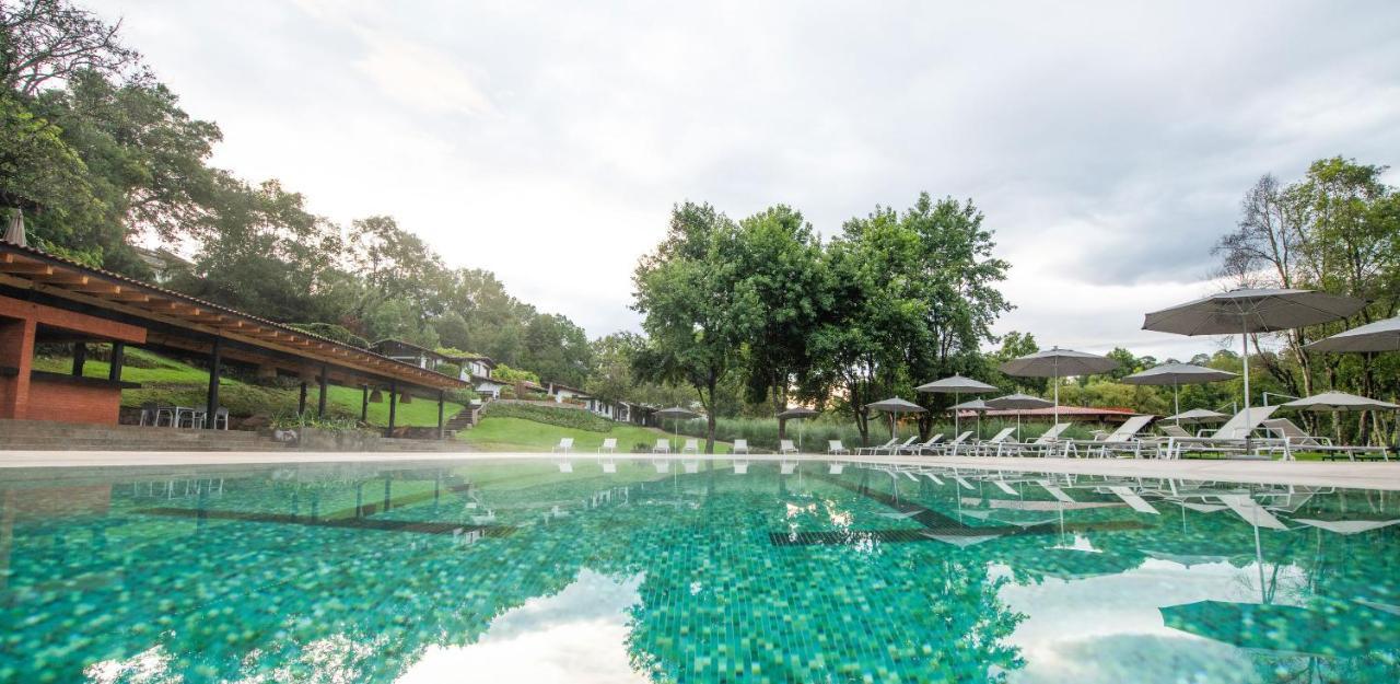 ואלה דה בראבו Hotel Avandaro Golf & Spa Resort מראה חיצוני תמונה
